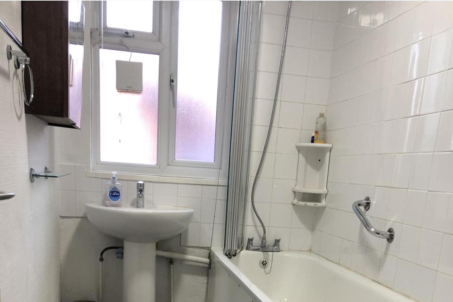 Lovely One-Bed Apartment To Rent In London Exterior photo